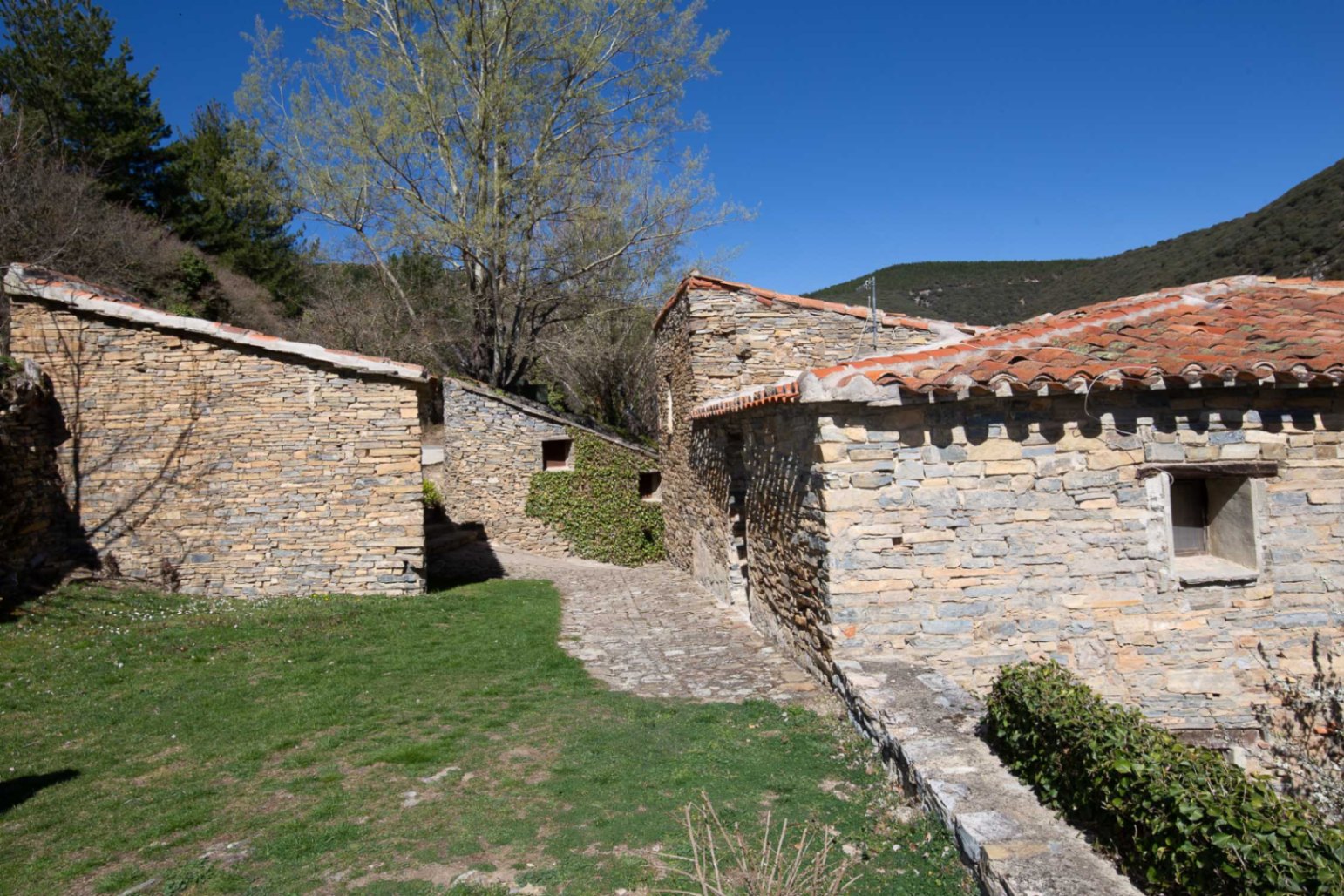 COMPLEXE TOURISTIQUE « EL PUEBLO »